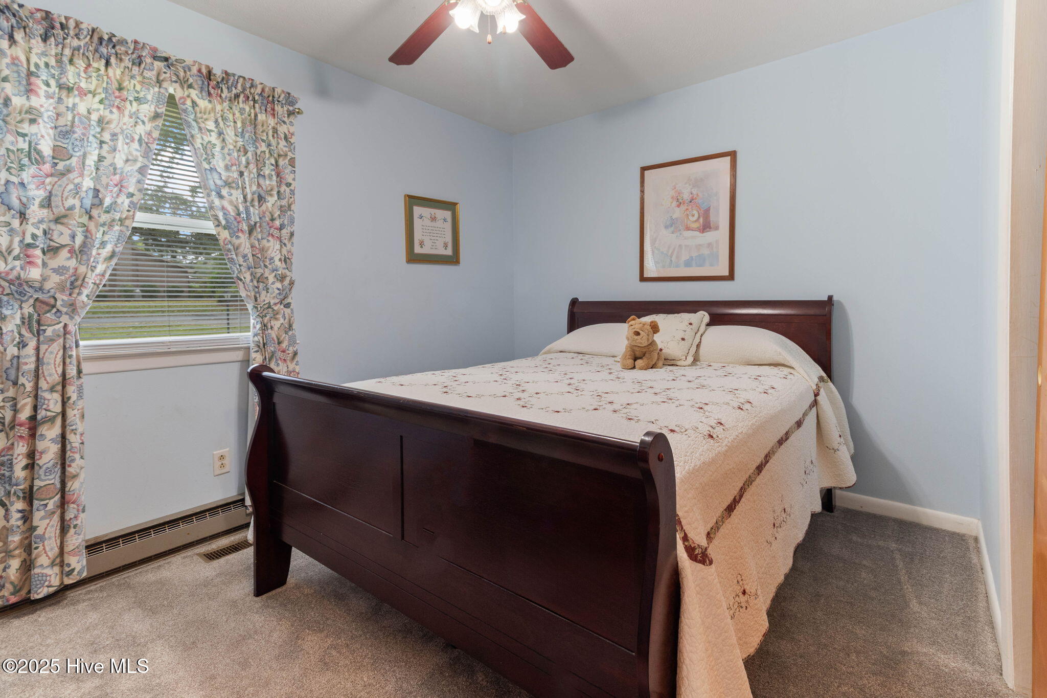 1102 Mary Lane