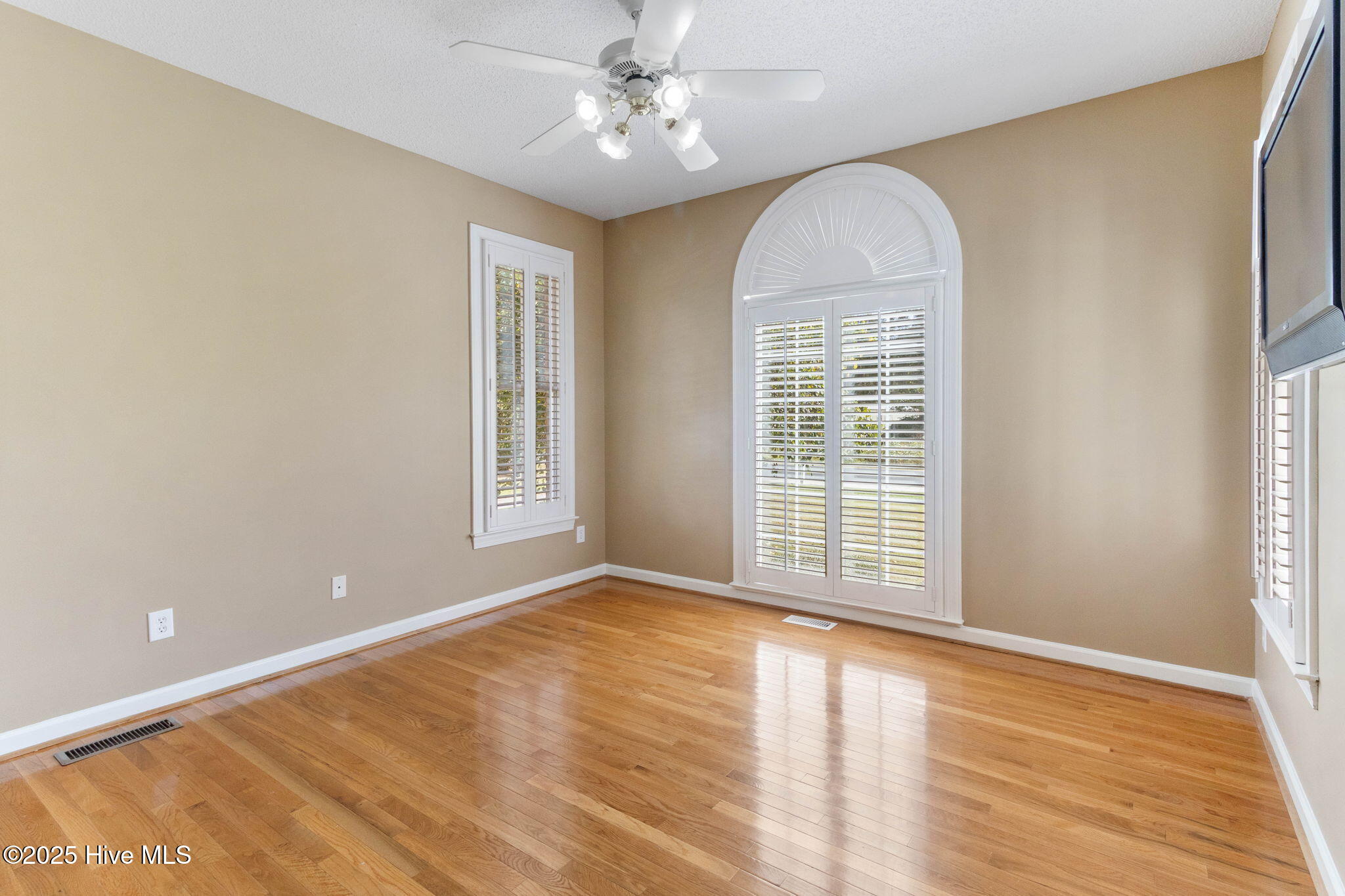 2198 Bill Hooks Road