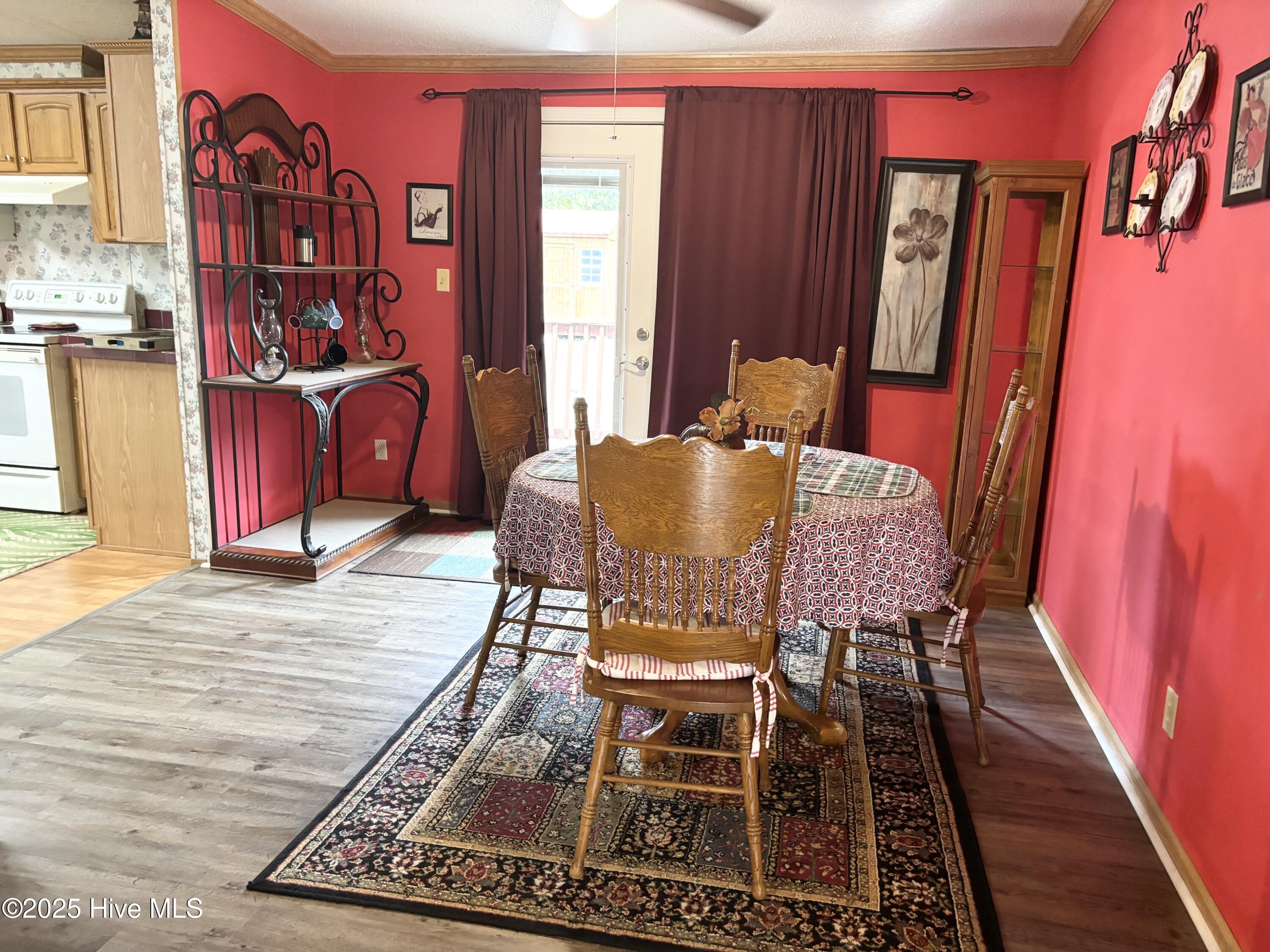 371 Maysville Lane