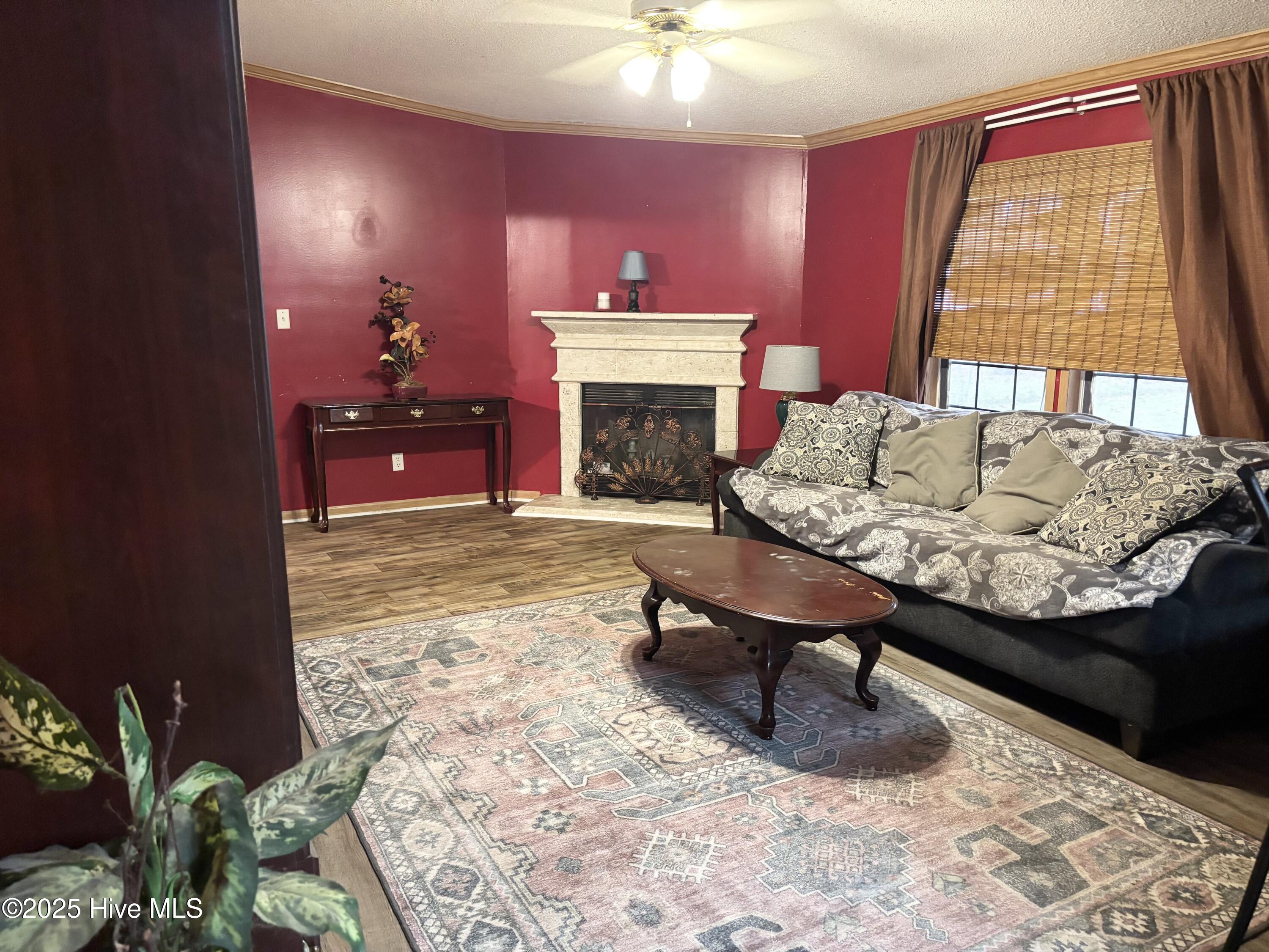 371 Maysville Lane