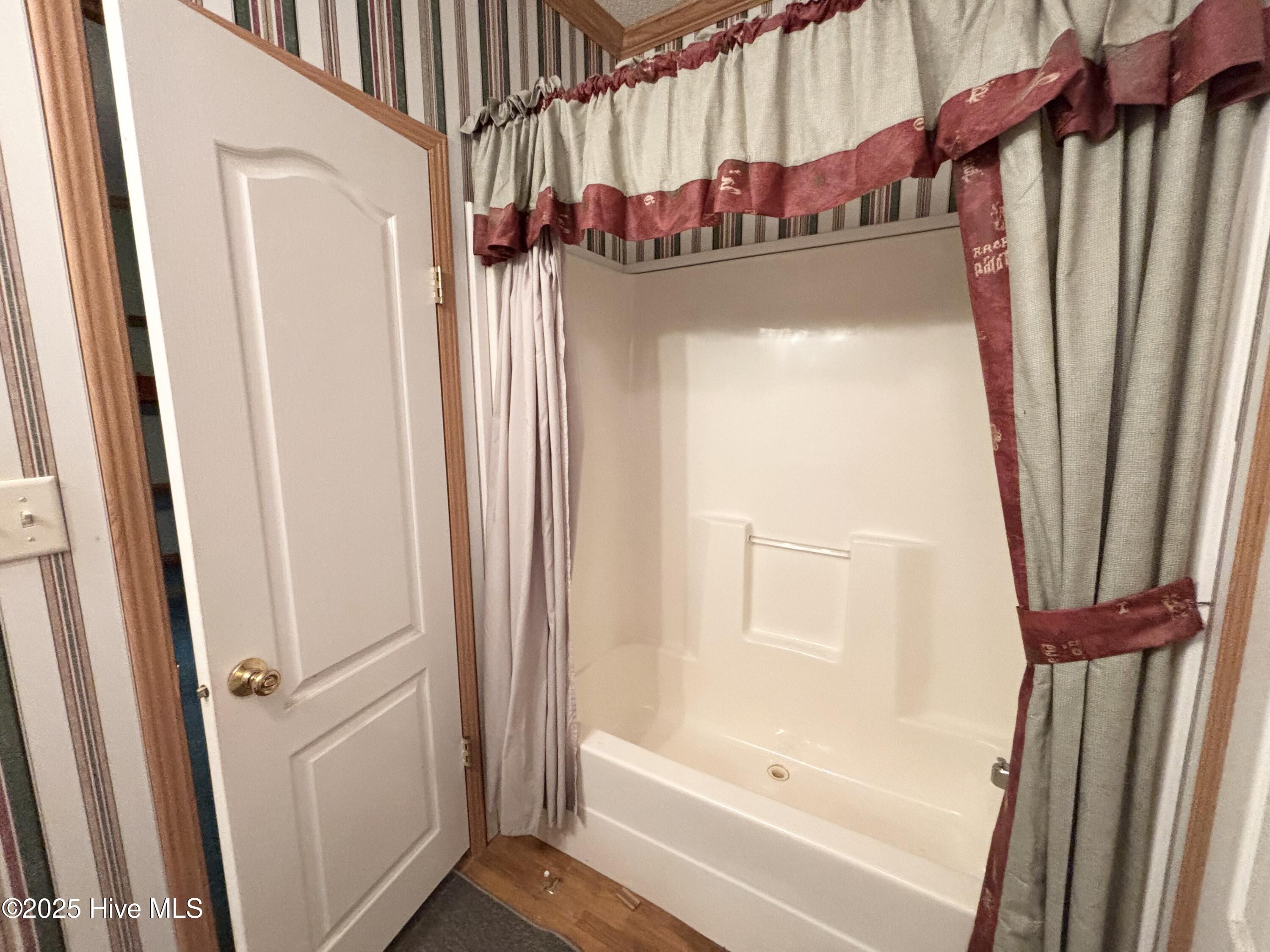 371 Maysville Lane