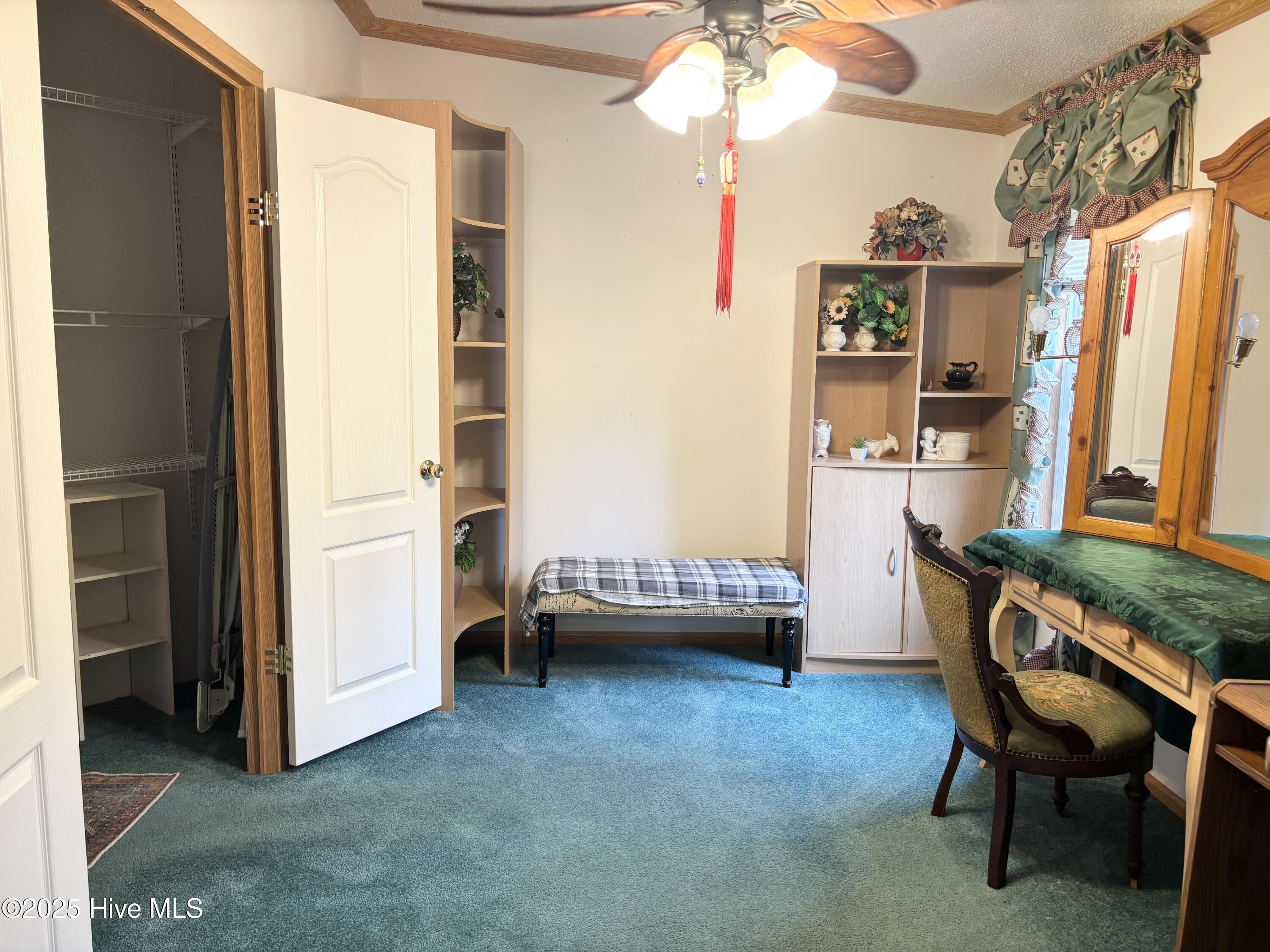 371 Maysville Lane