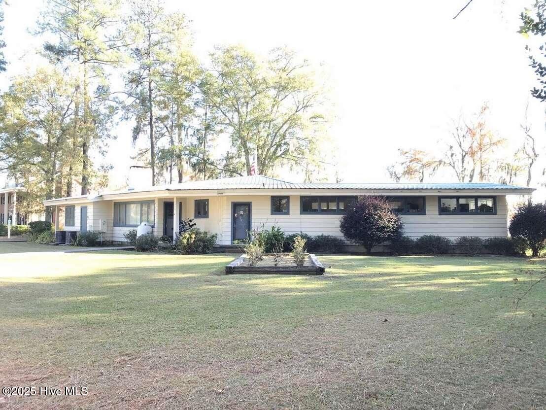 6890 U.S. 701 Highway N