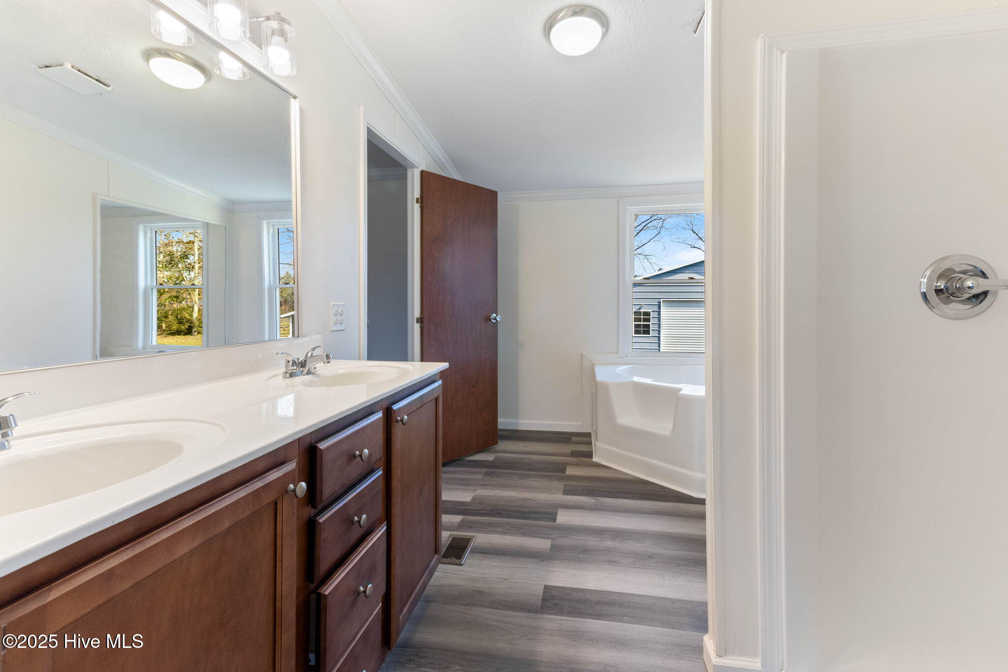 4570 Project Road NW