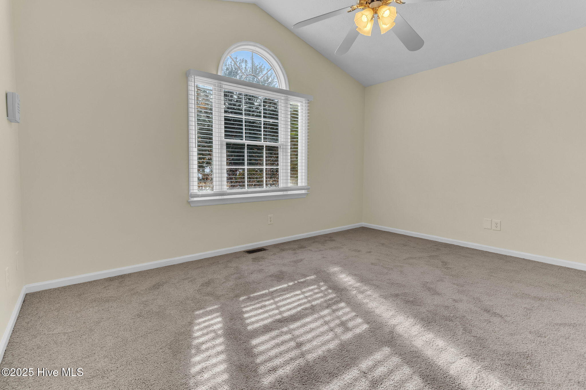 22 Antinori Lane S