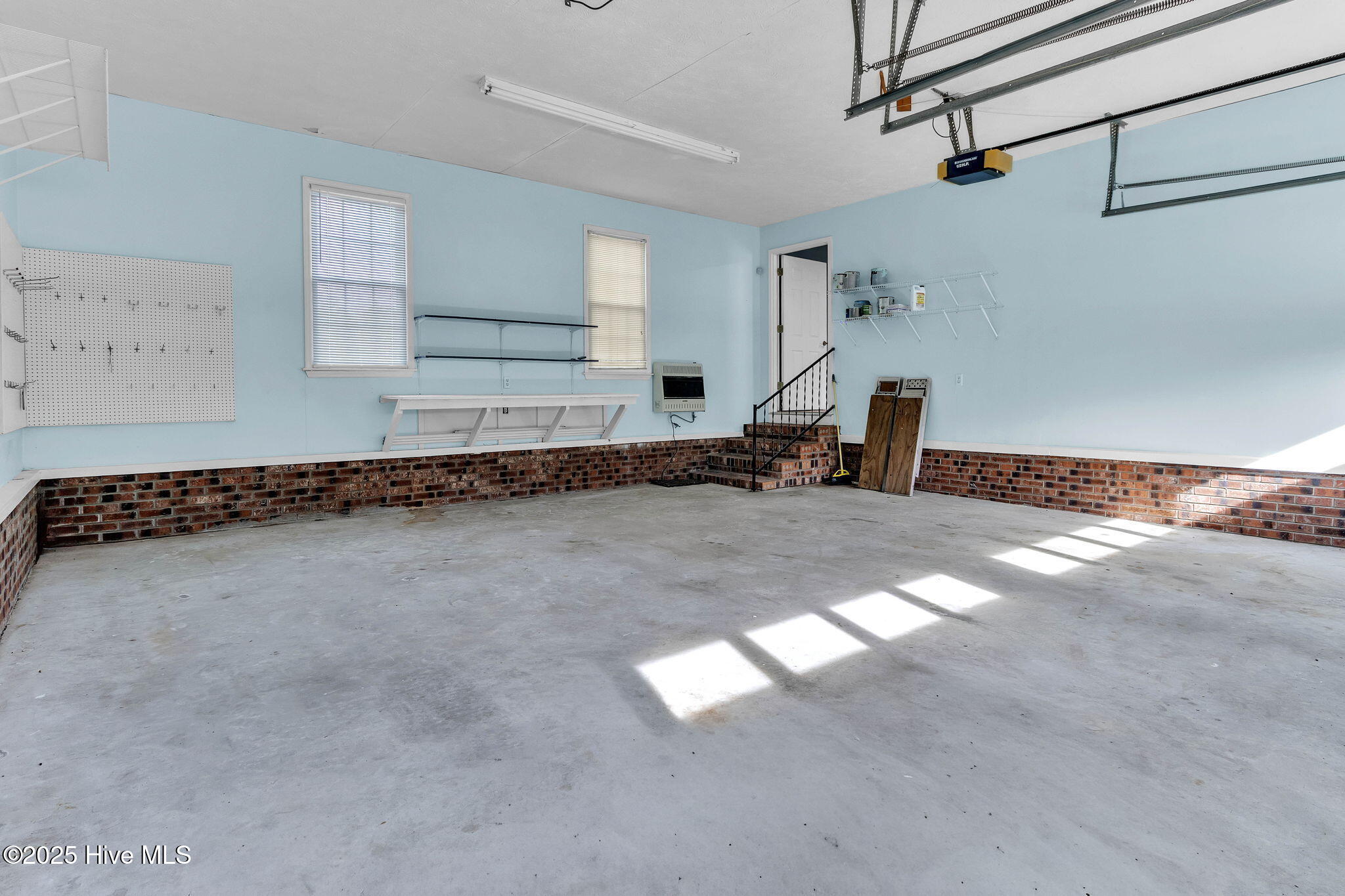 22 Antinori Lane S