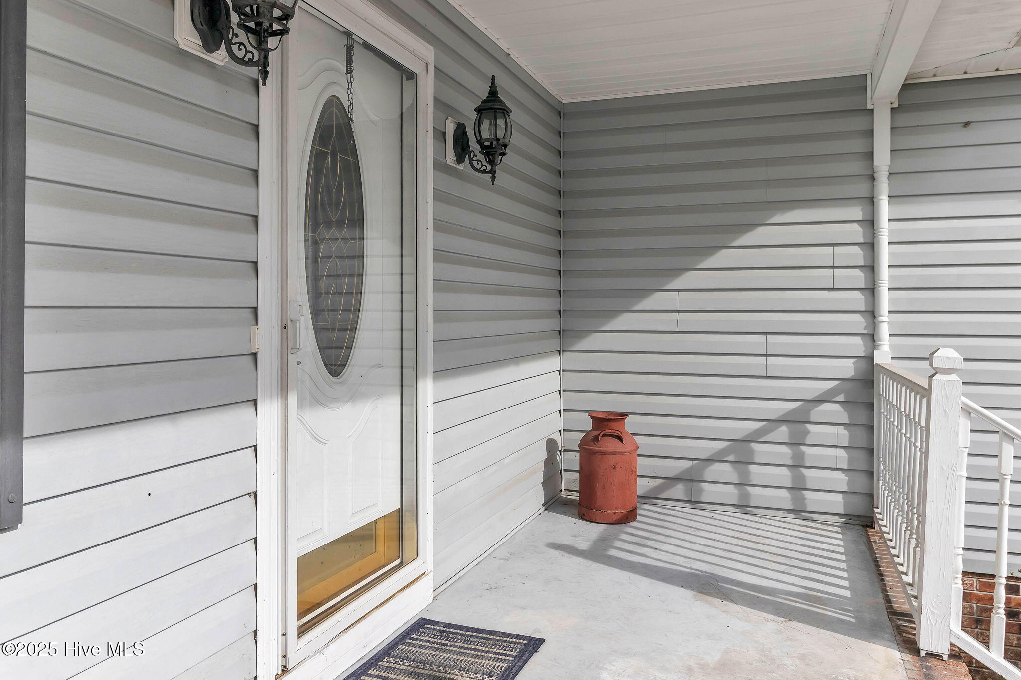 22 Antinori Lane S