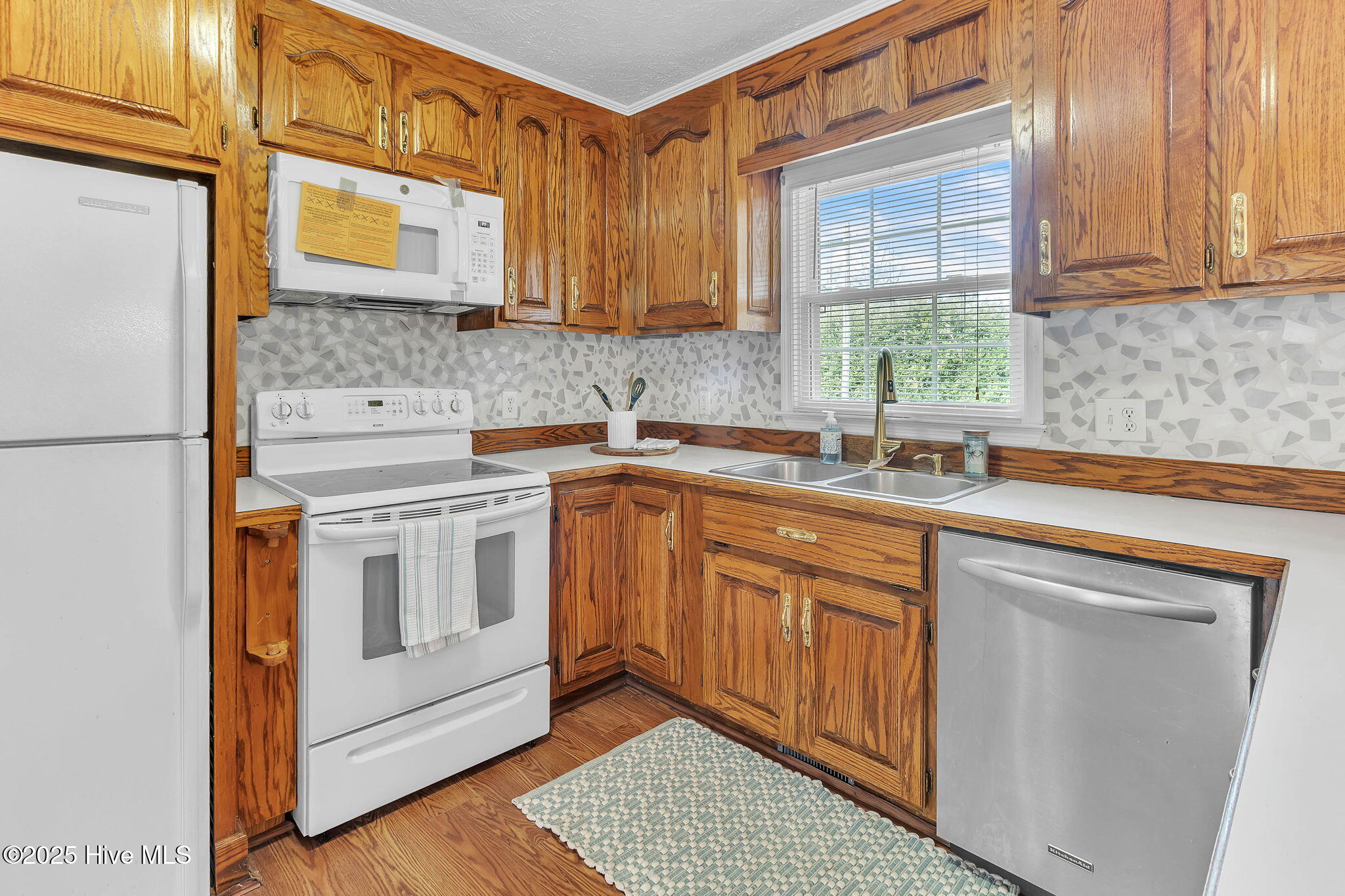 22 Antinori Lane S