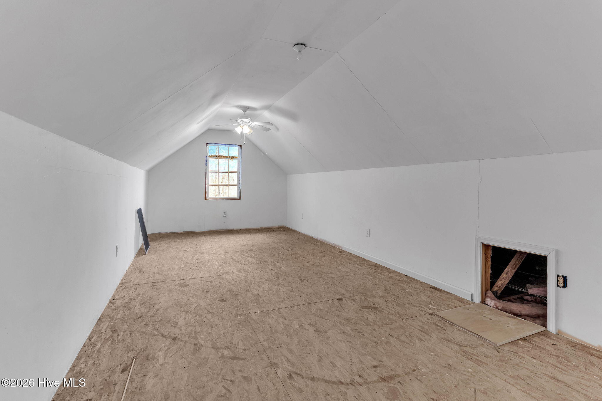 6987 Albert Street
