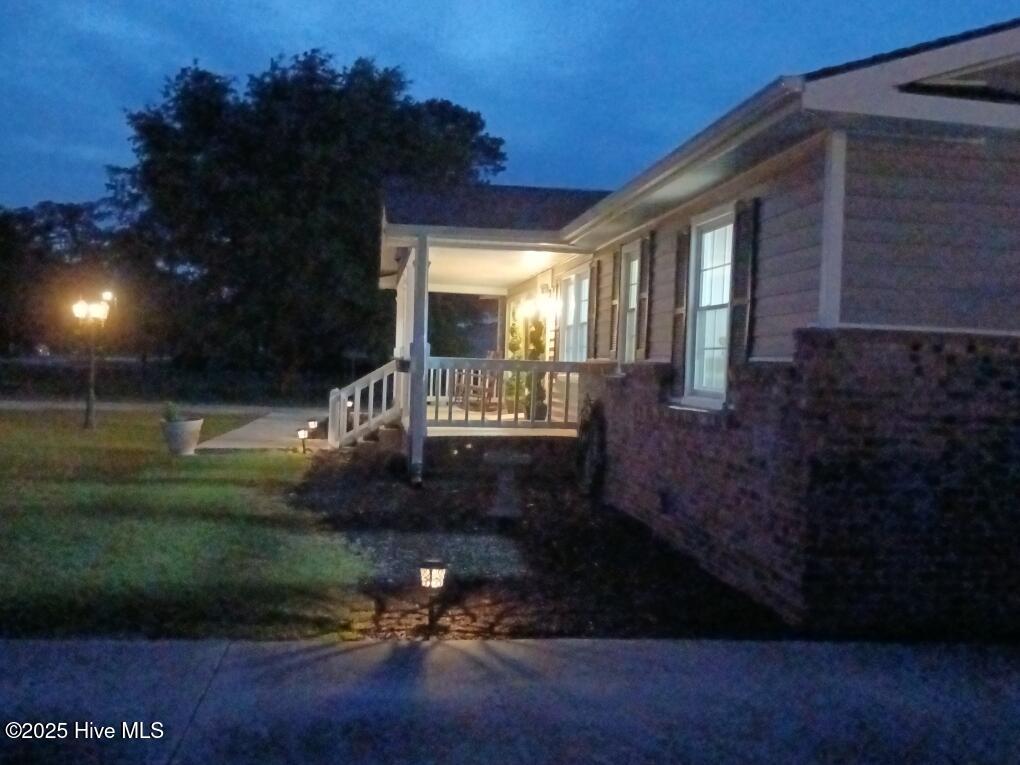 954 Hezekiah Road