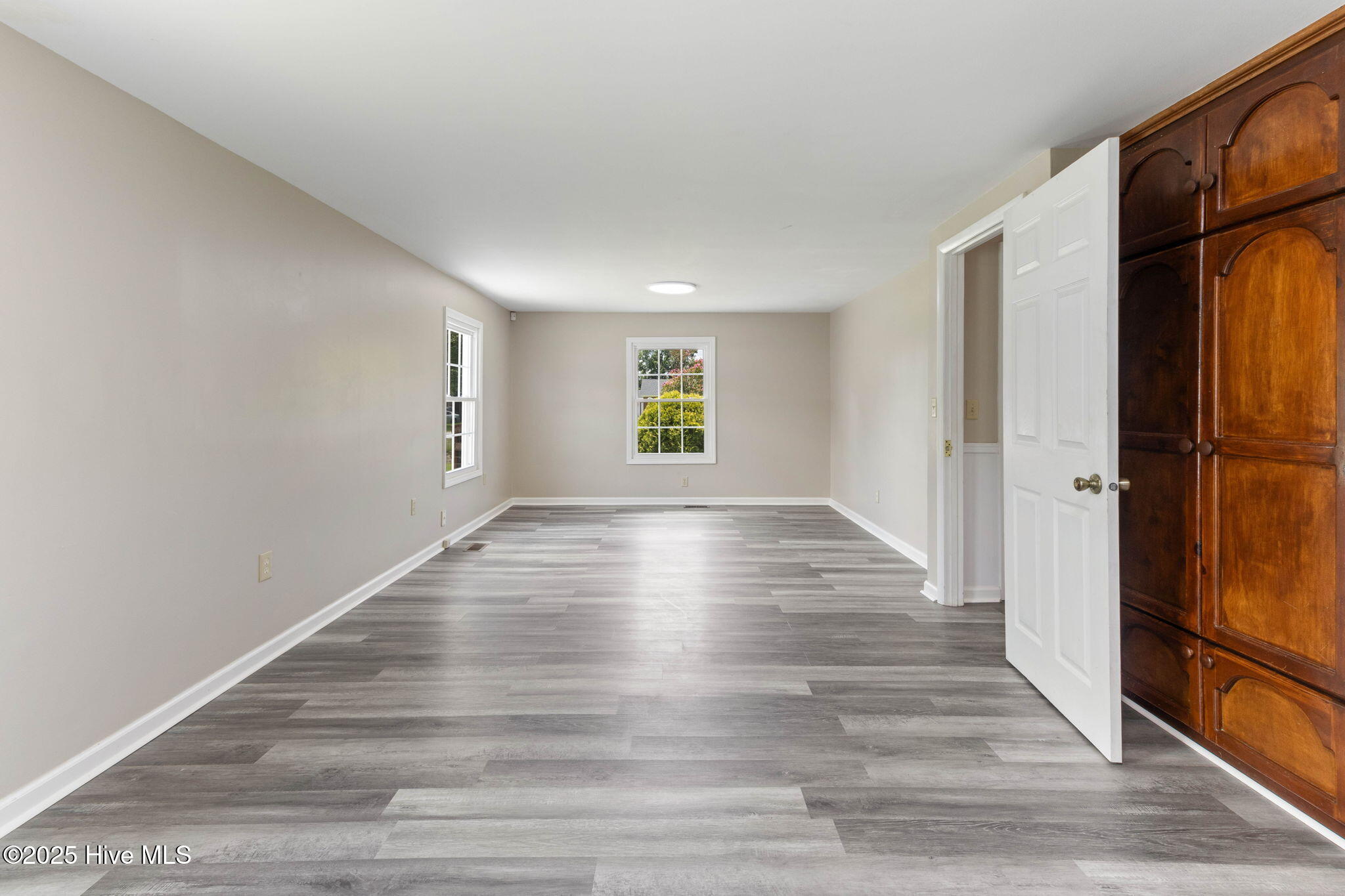 954 Hezekiah Road