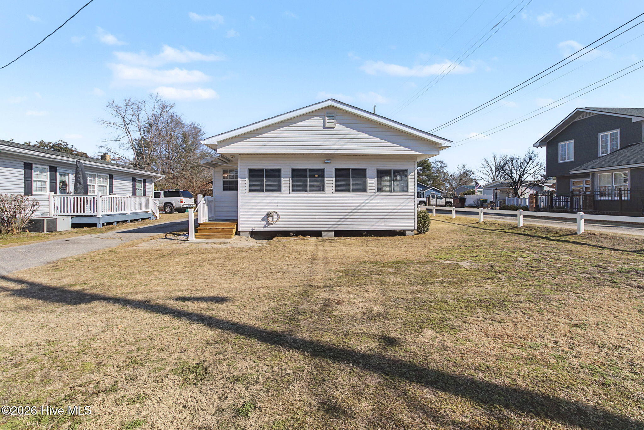 75 Clarkland Village Street