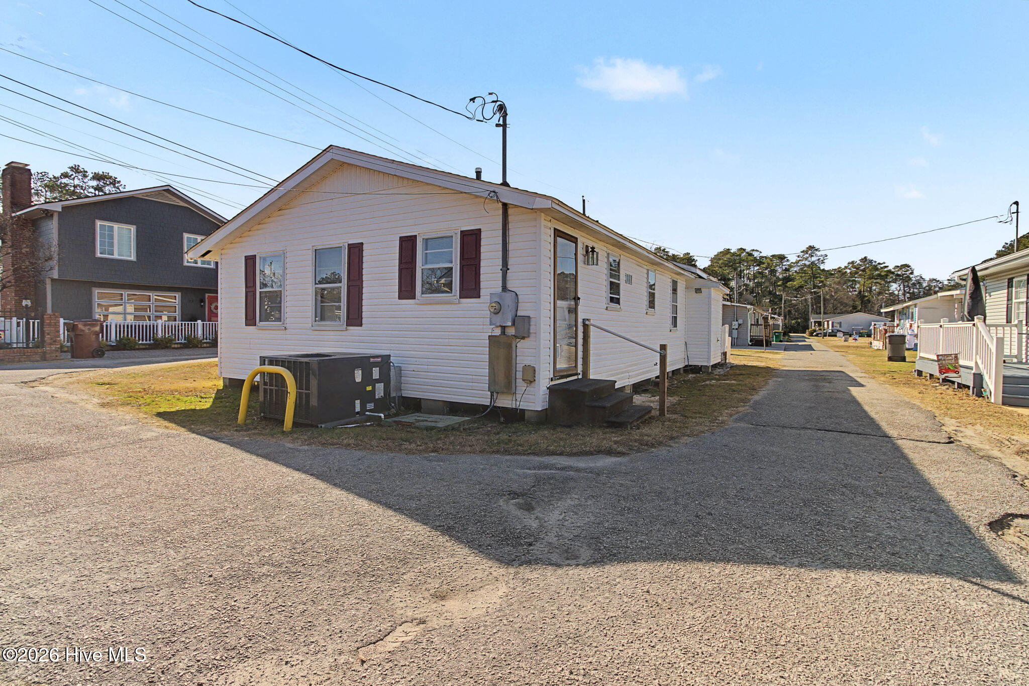 75 Clarkland Village Street