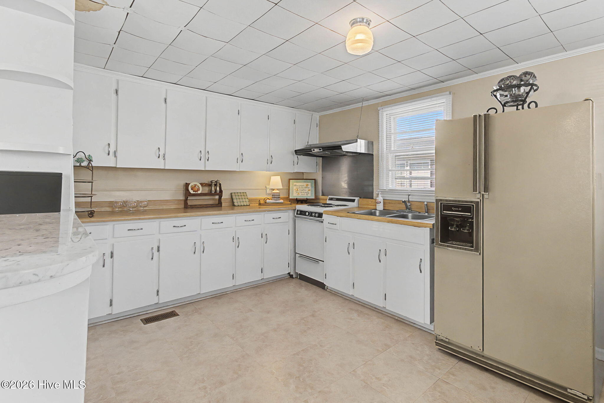 75 Clarkland Village Street