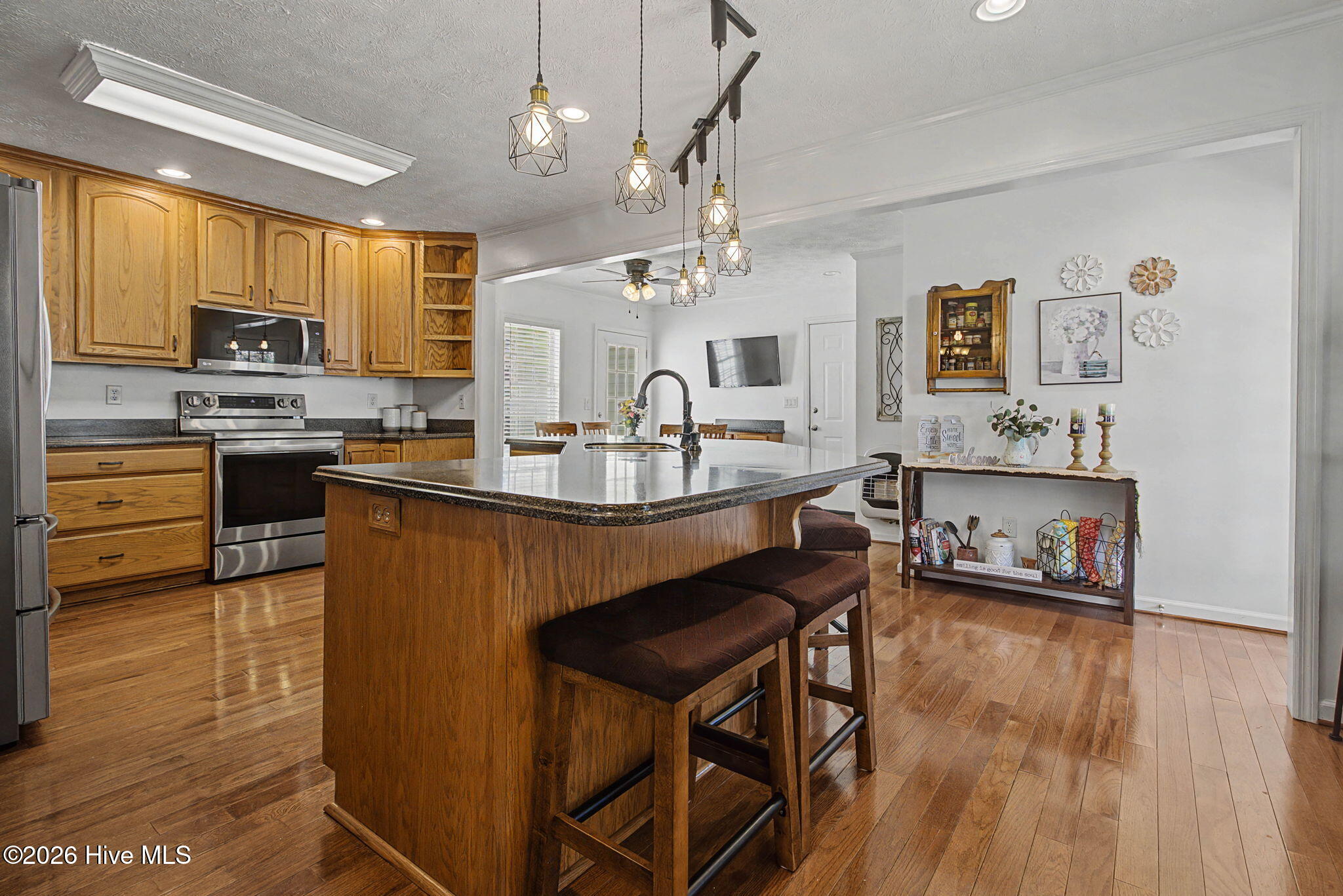 76 Wrexham Place