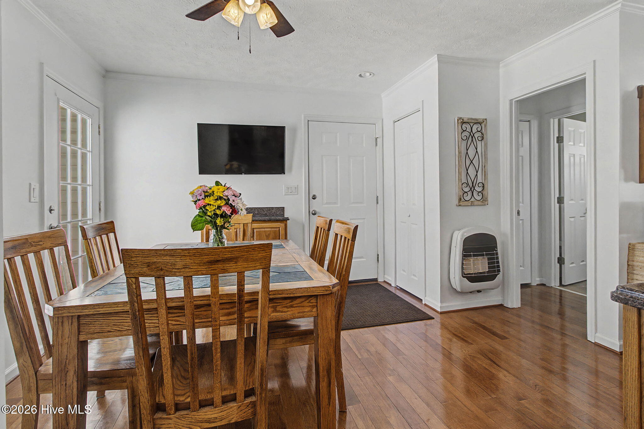 76 Wrexham Place