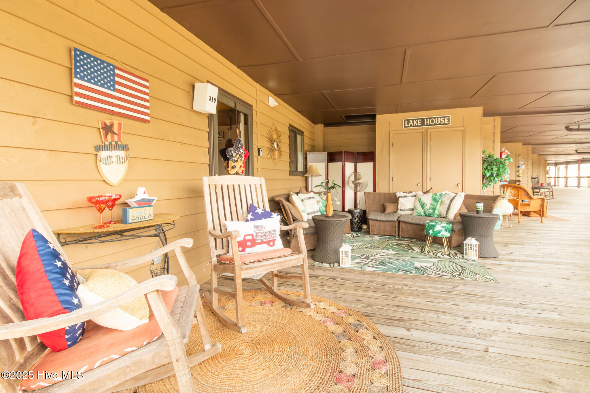 310 Lake Place Condo Drive 310
