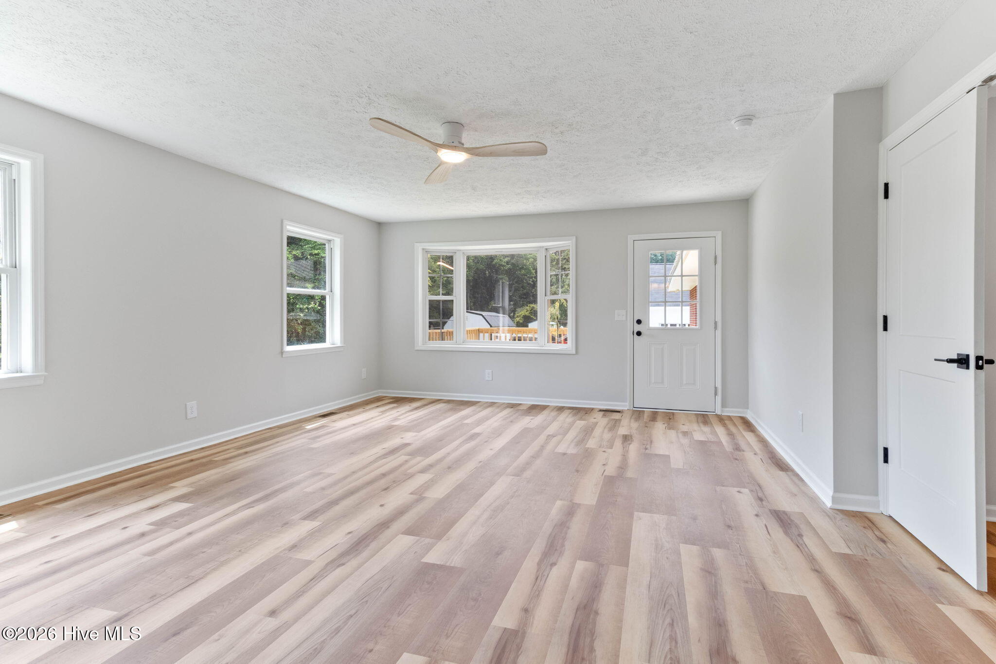 207 Sunset Avenue