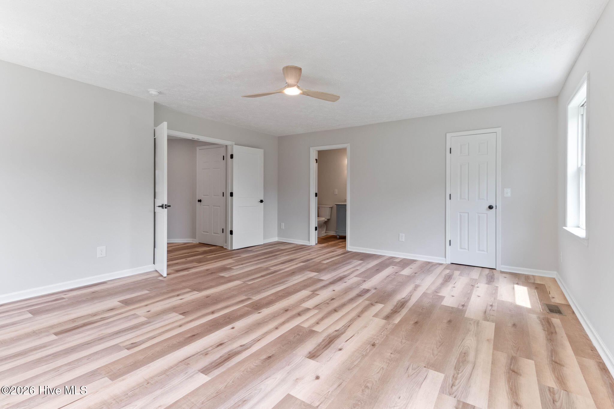 207 Sunset Avenue