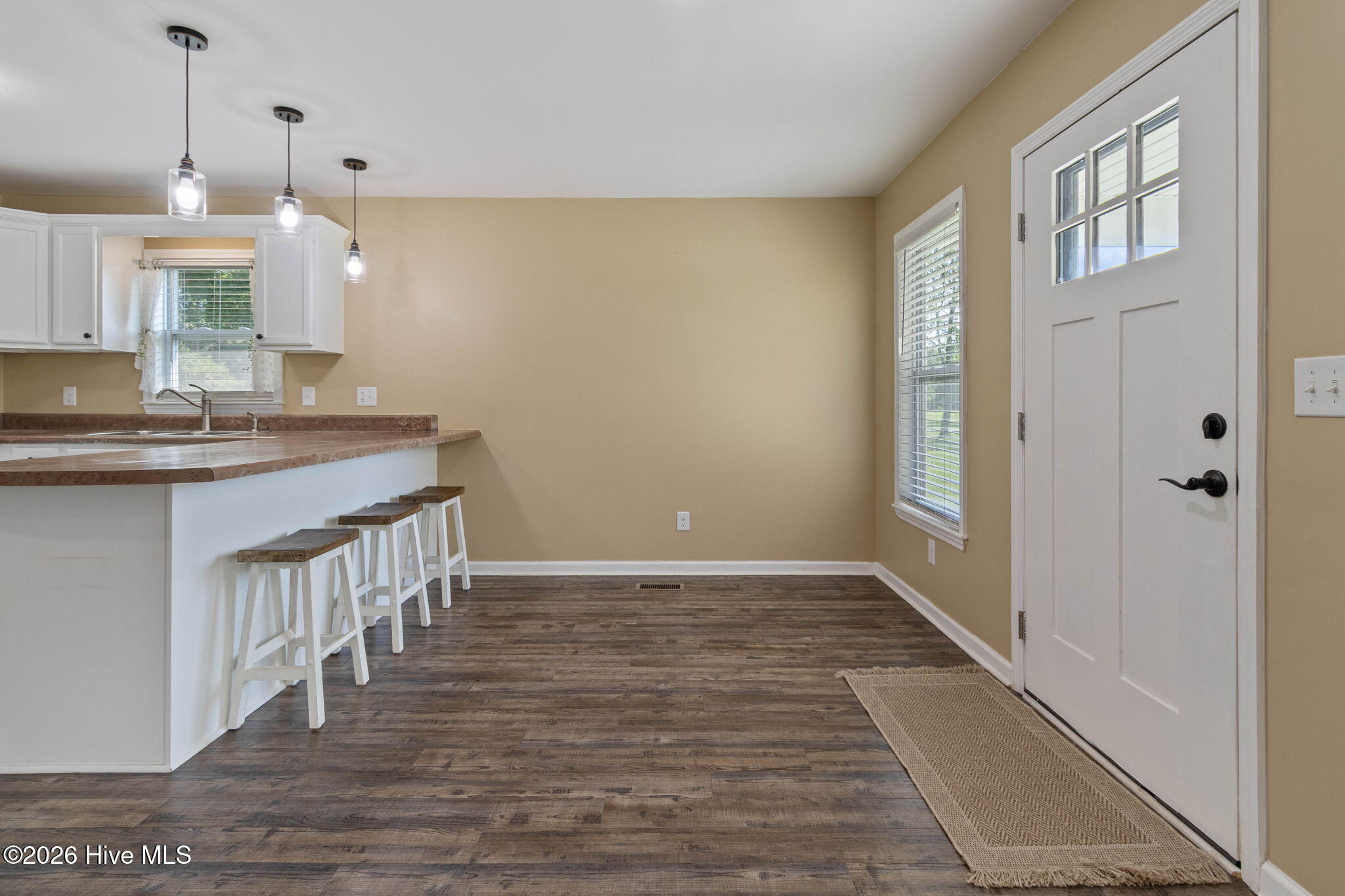 7390 Center Road