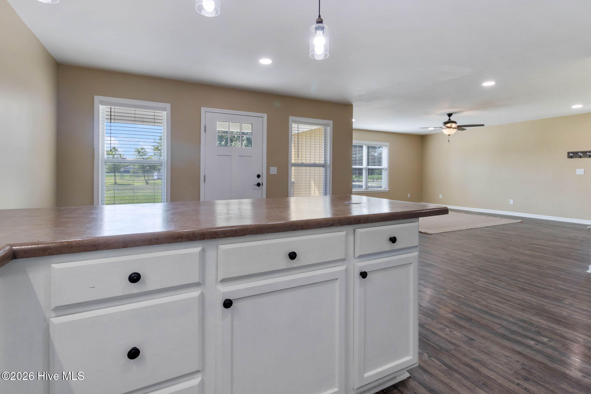 7390 Center Road