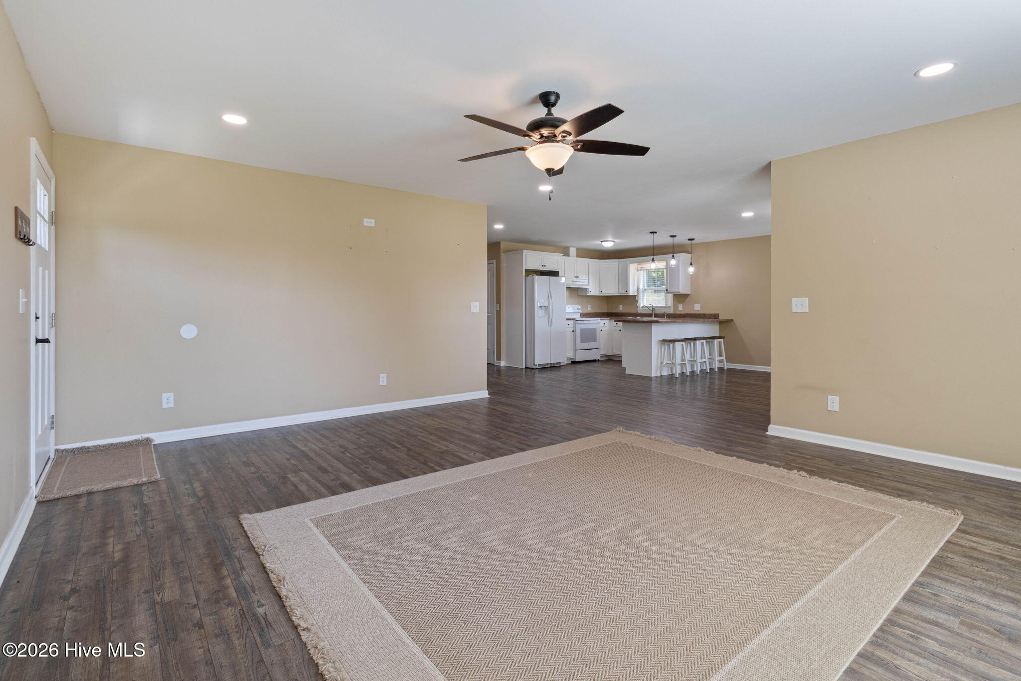 7390 Center Road