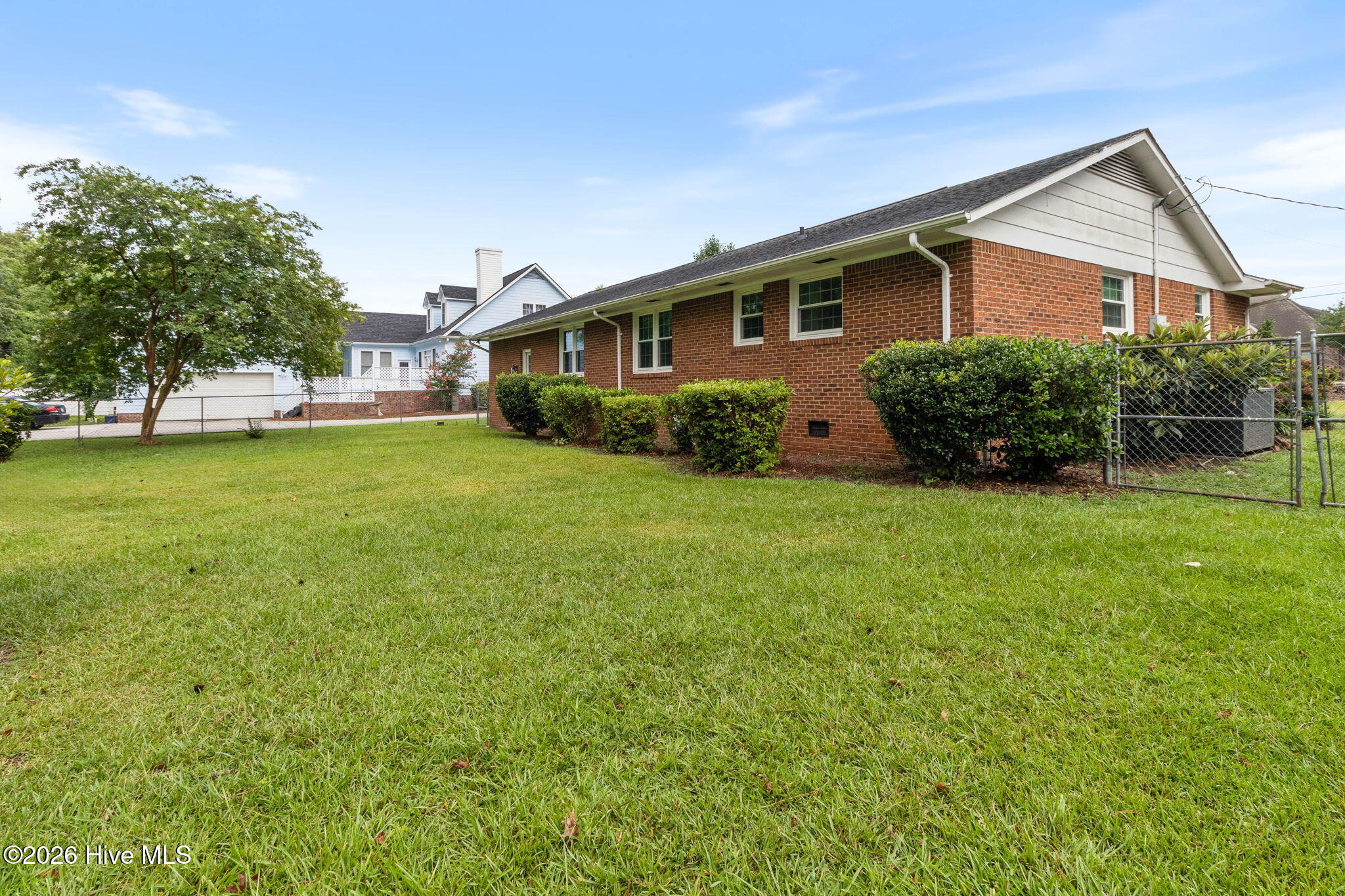 614 Wedgewood Road