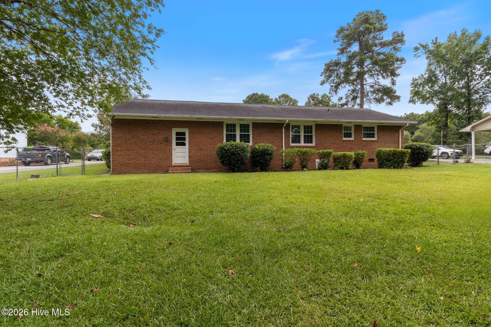 614 Wedgewood Road