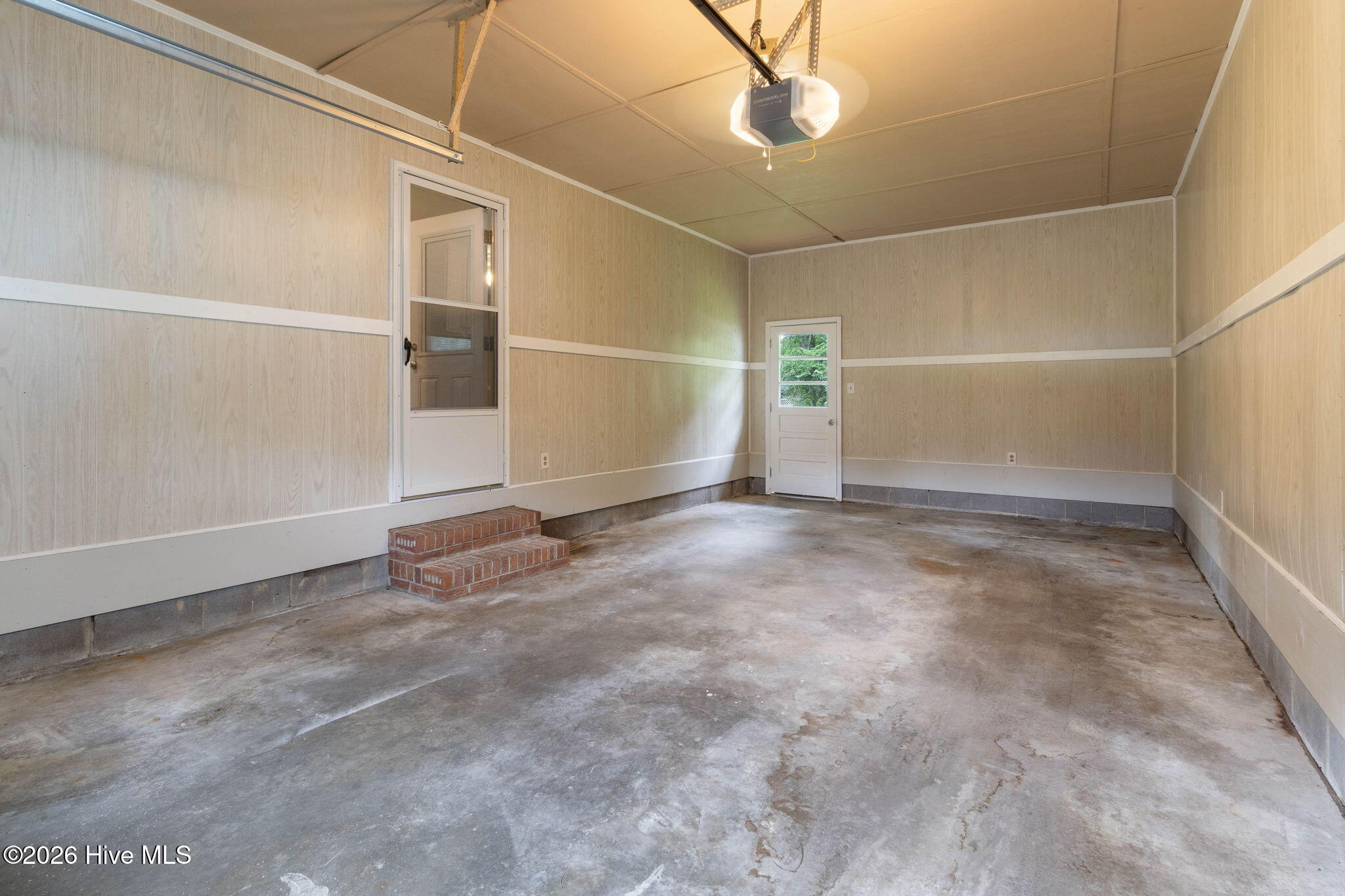 614 Wedgewood Road