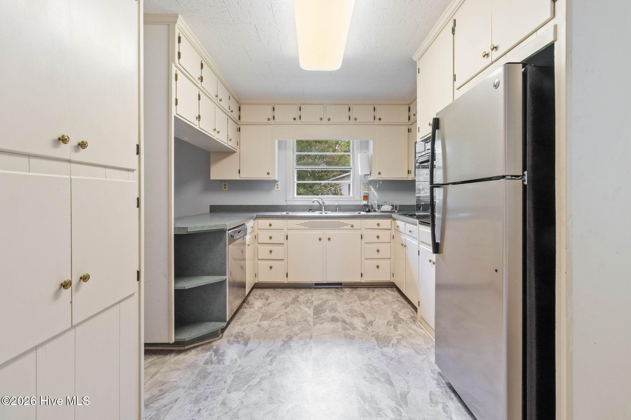 312 N Mitchell Ford Road