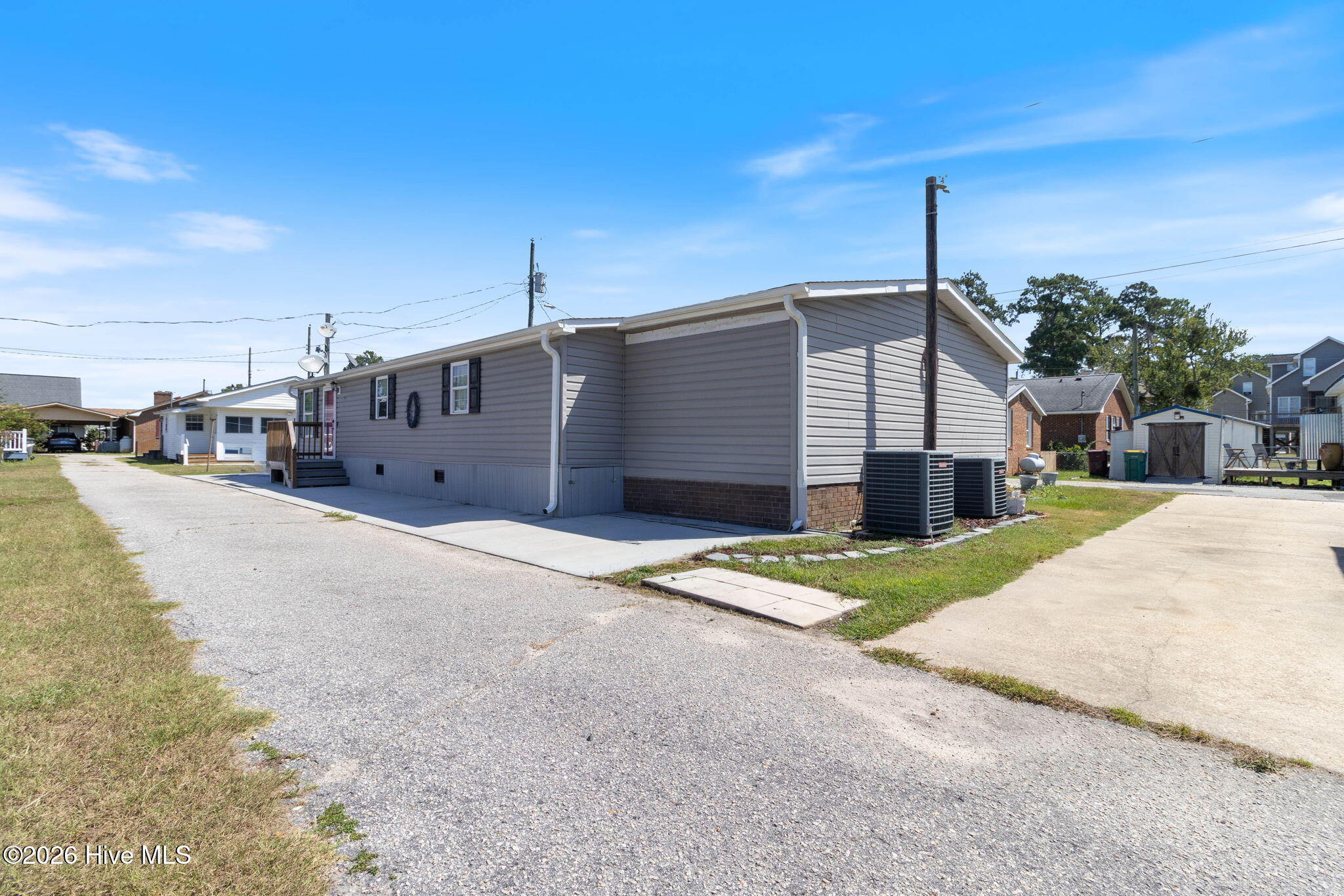 51 Clarkland Village Street