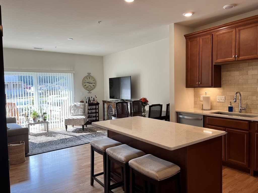 1102 Peters Farm Way # 1102