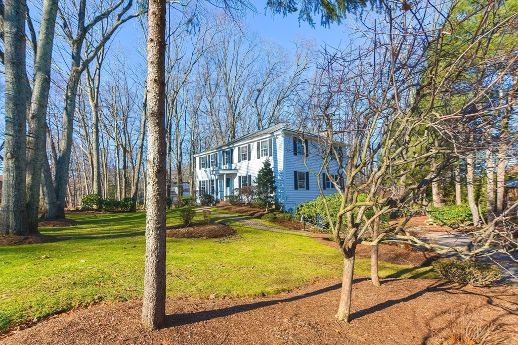 955 Salem End Road