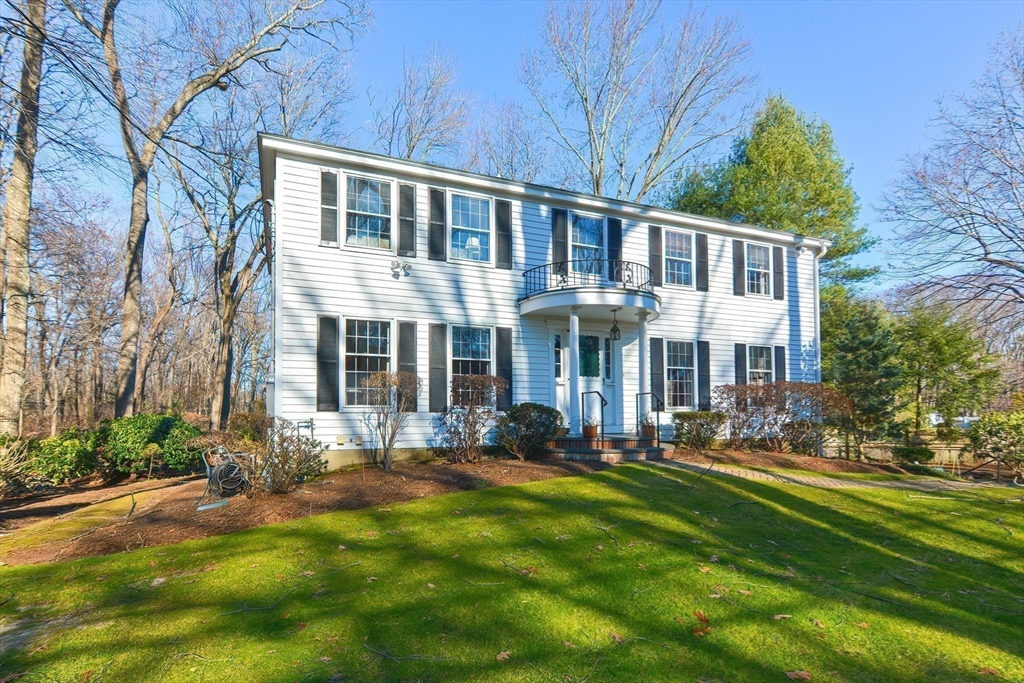 955 Salem End Road