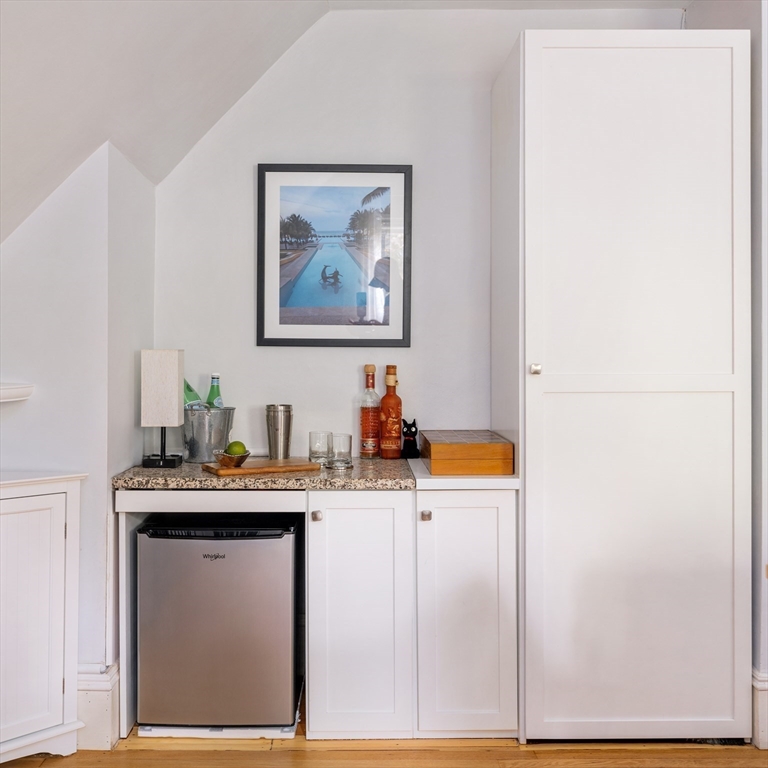 6 Oakland Avenue # 3