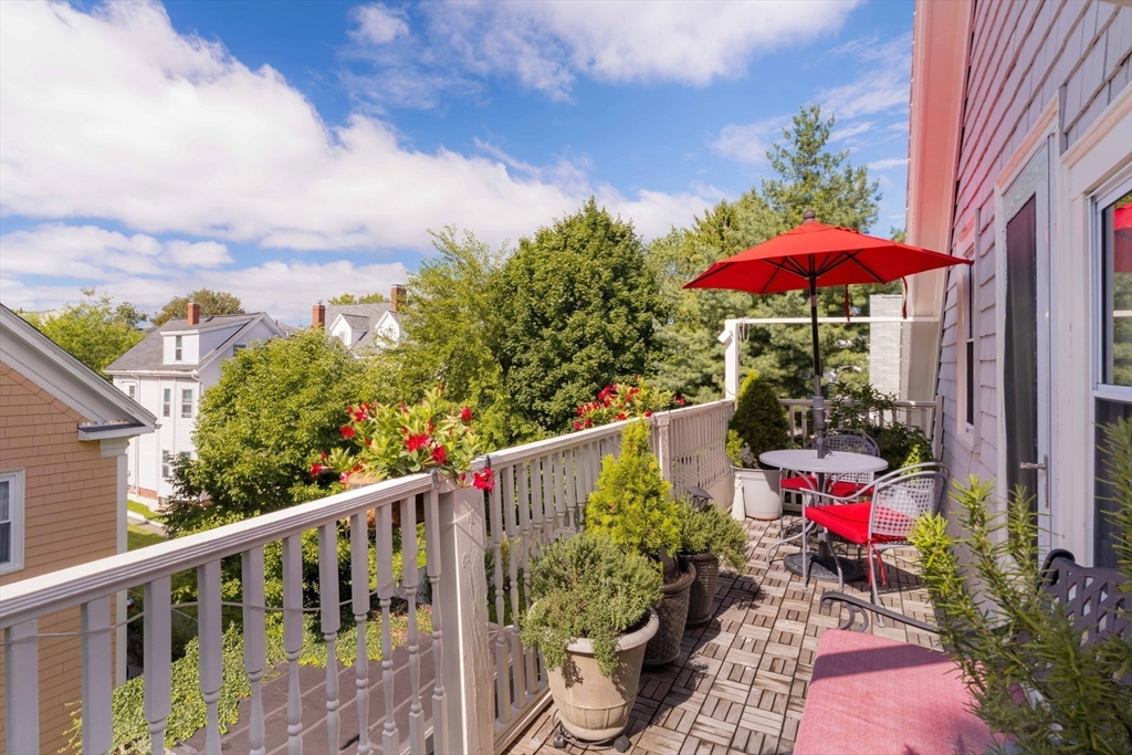 6 Oakland Avenue # 3