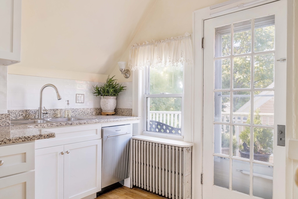 6 Oakland Avenue # 3