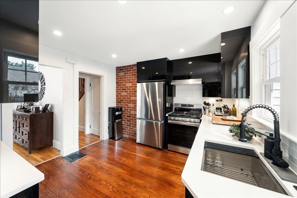 7 Atherton Street # 1