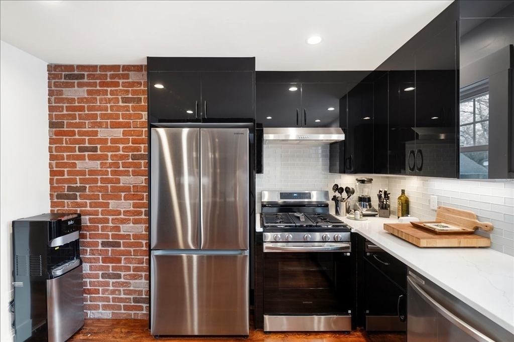 7 Atherton Street # 1