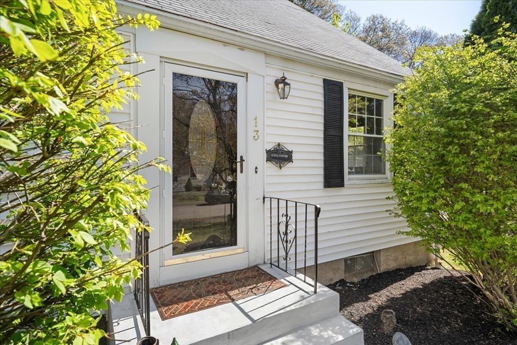 13 Sylvester Road