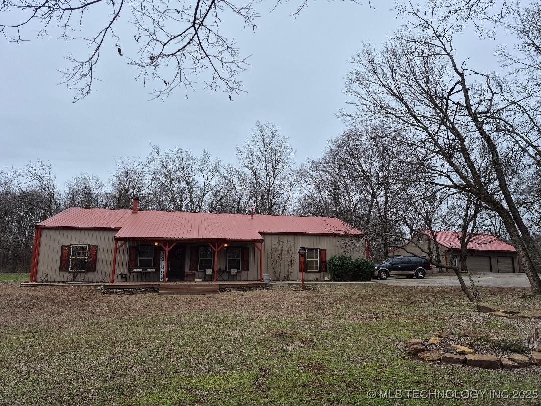 9615 E Pecan Lane