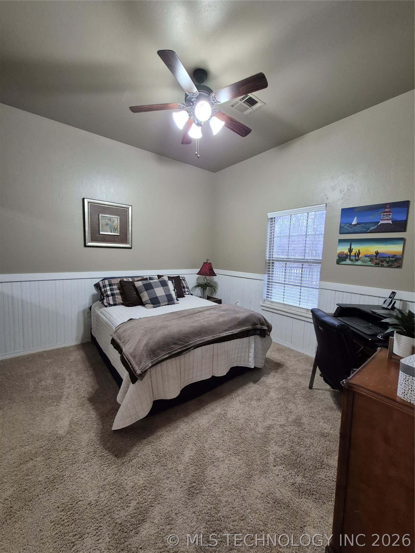 9615 E Pecan Lane
