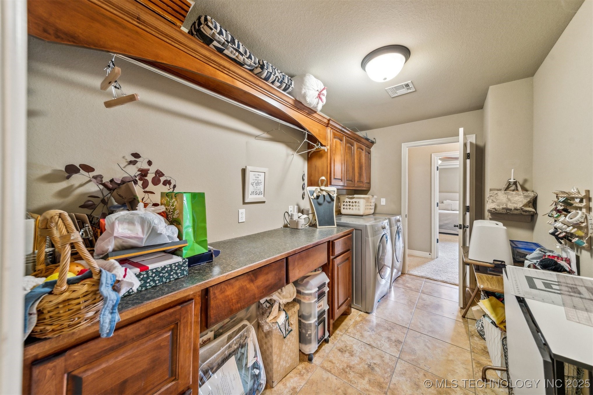 1607 Forest Hill Drive