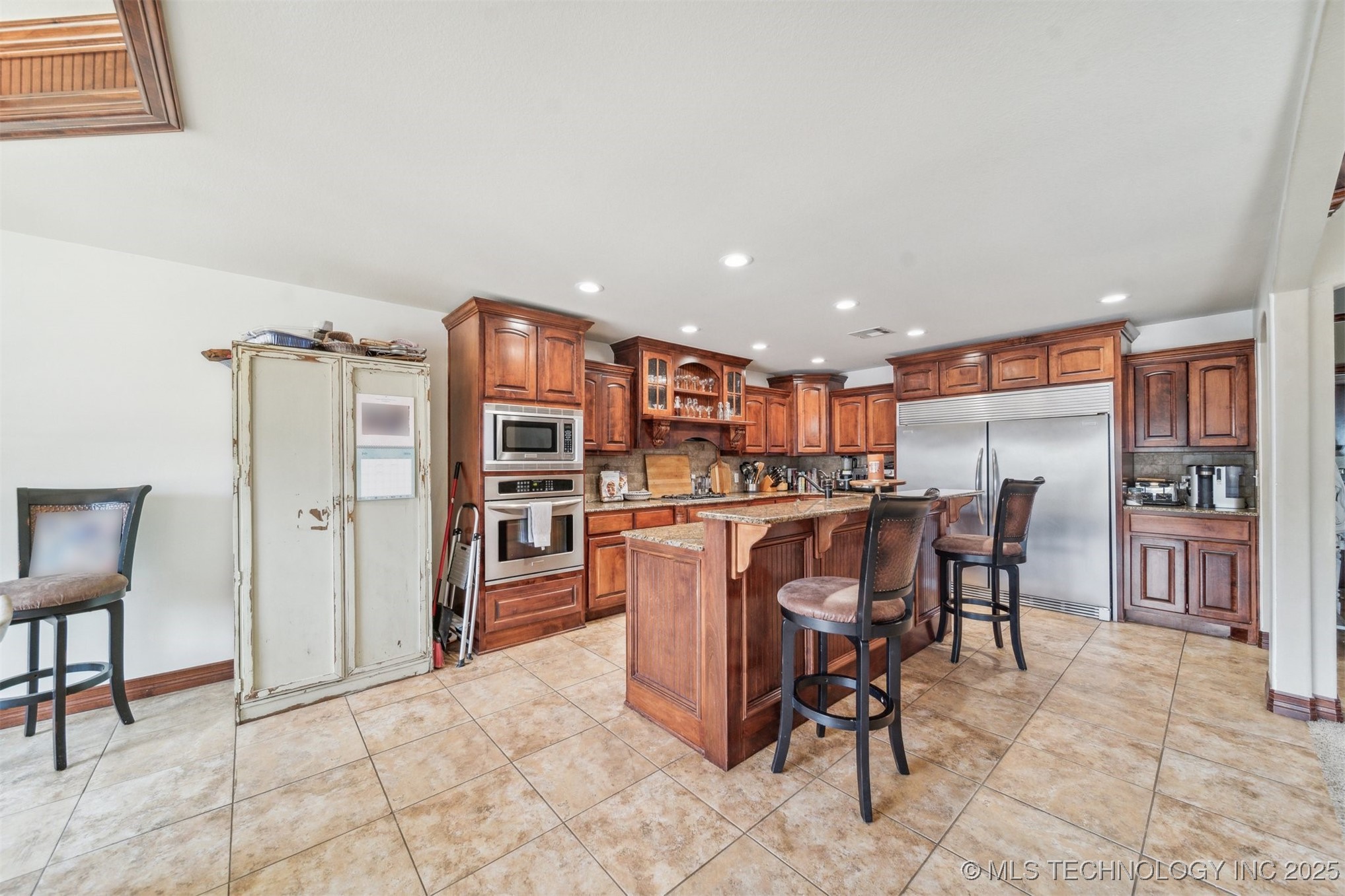 1607 Forest Hill Drive