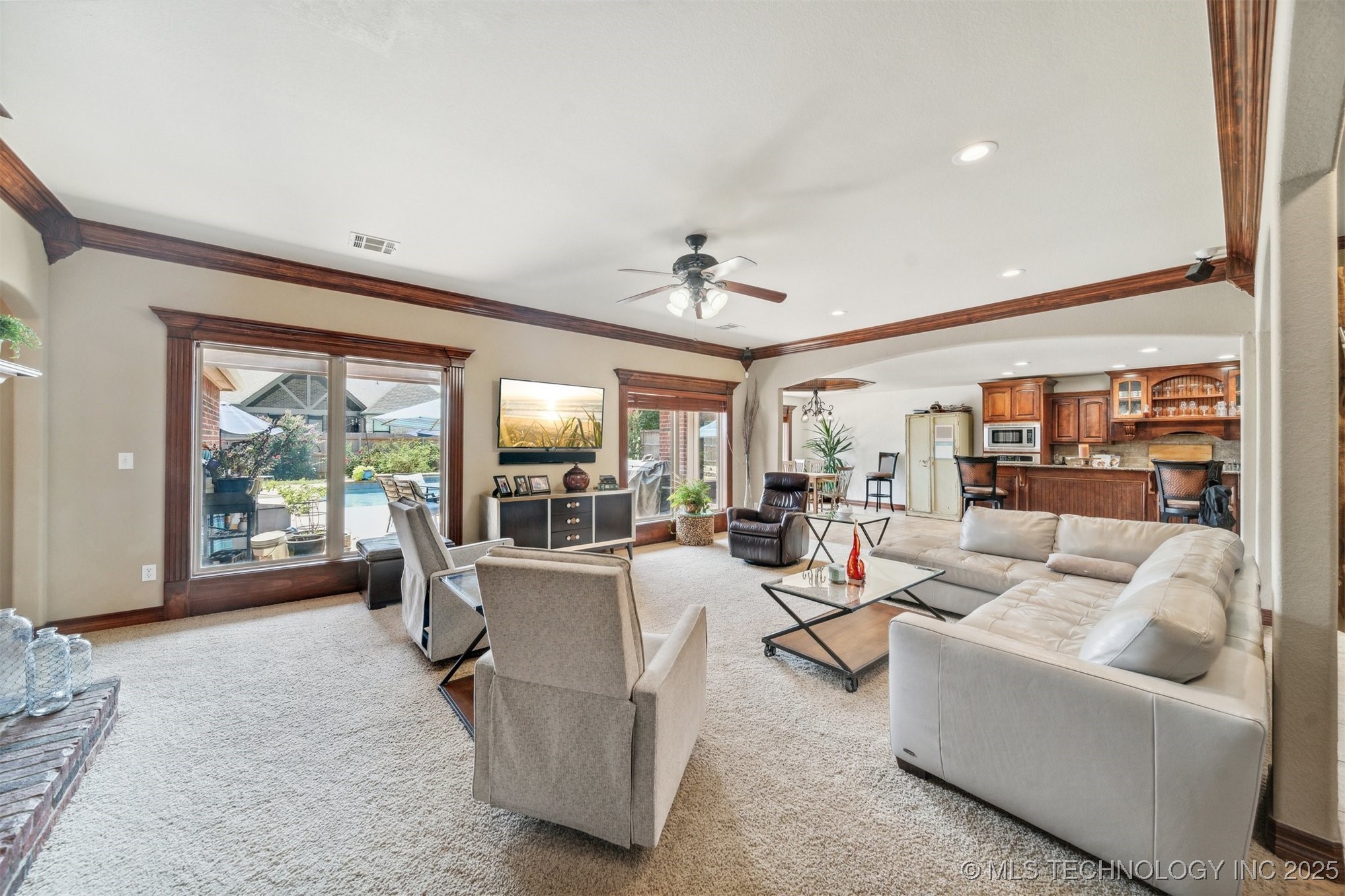 1607 Forest Hill Drive