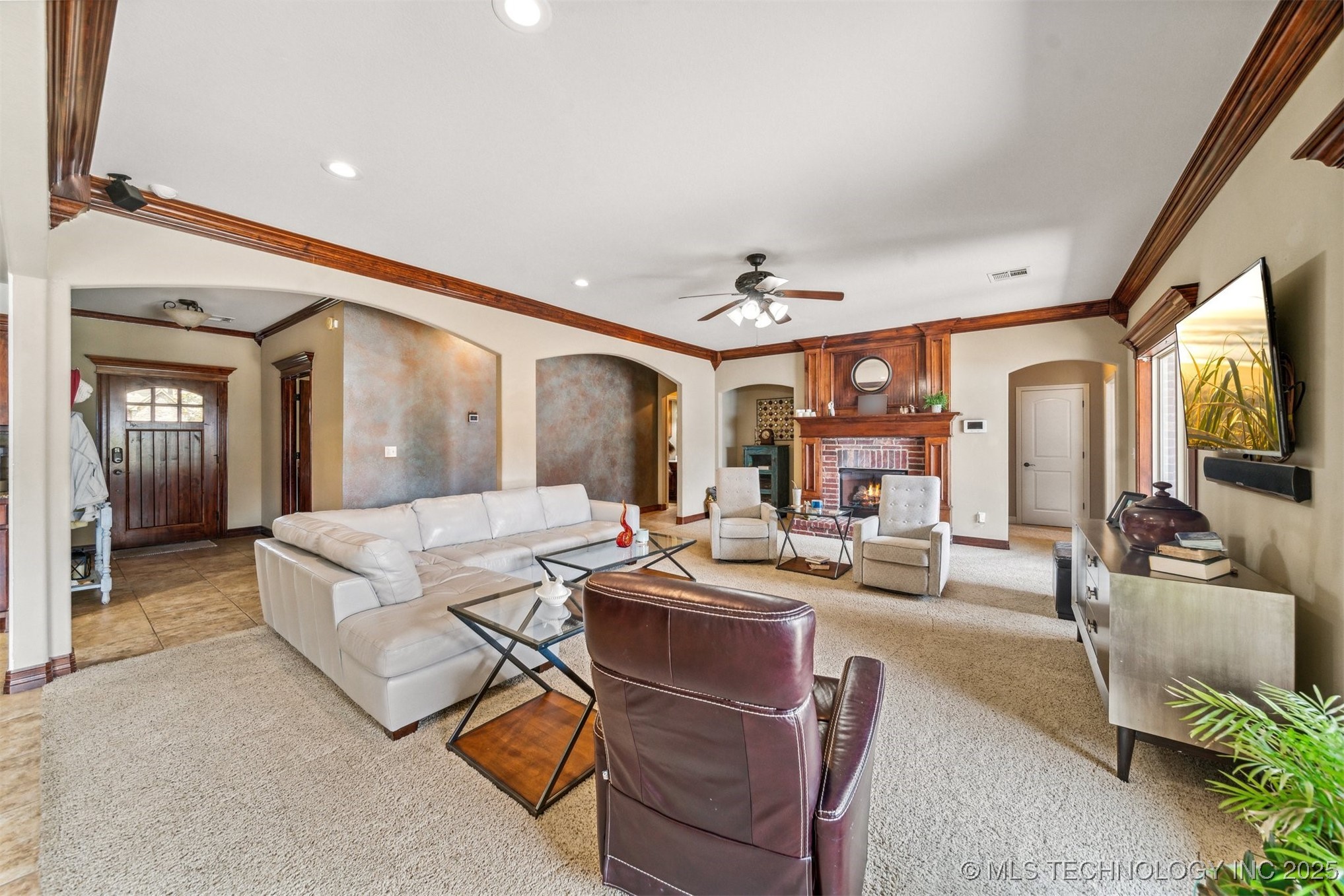 1607 Forest Hill Drive