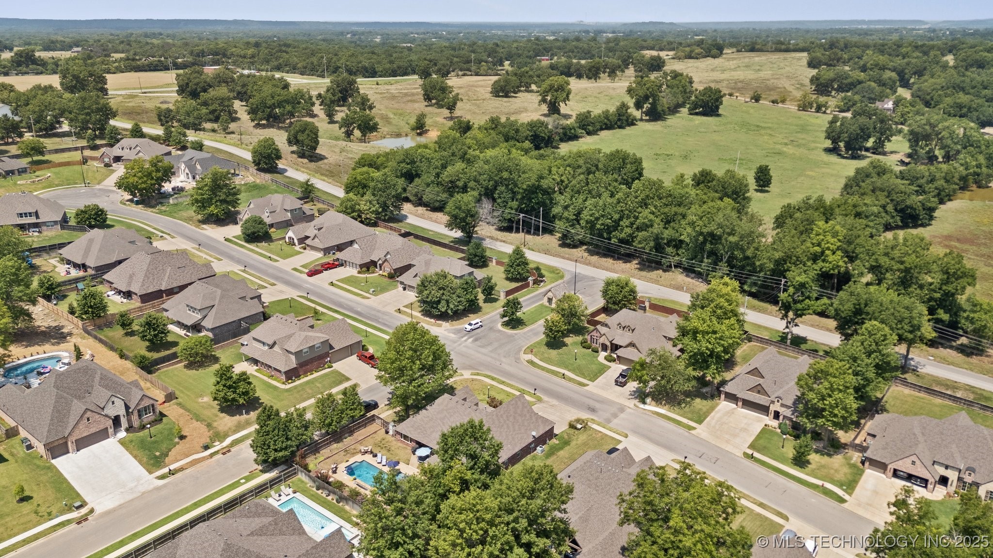 1607 Forest Hill Drive