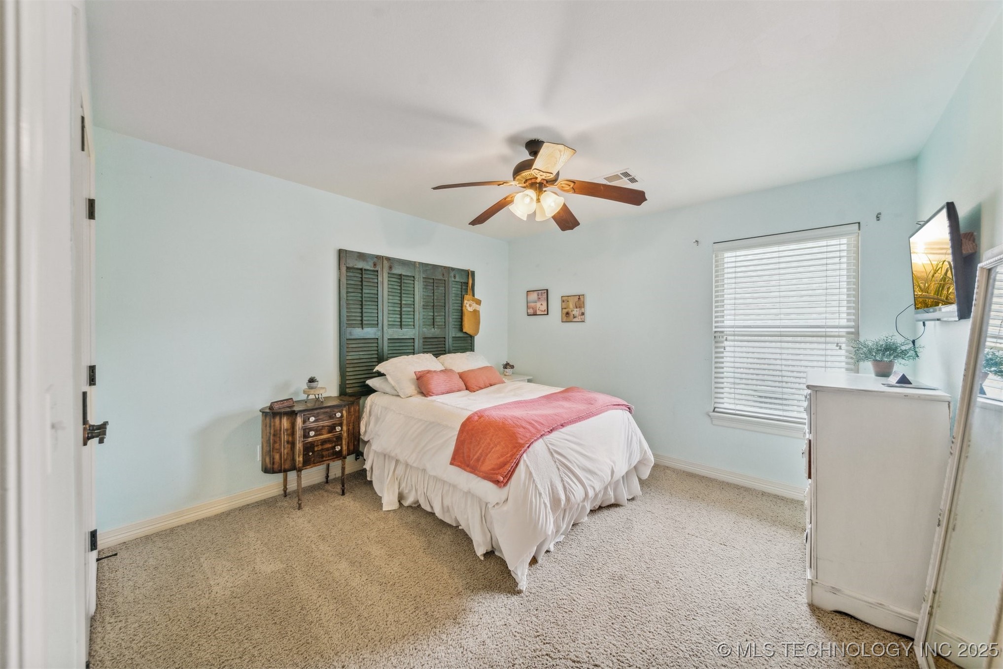 1607 Forest Hill Drive