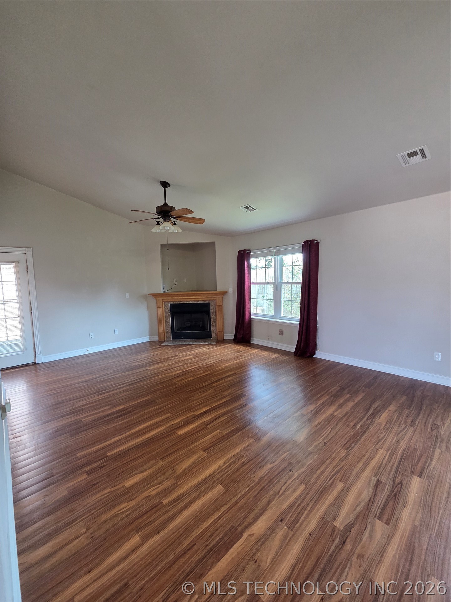1449 W Evergreen Lane