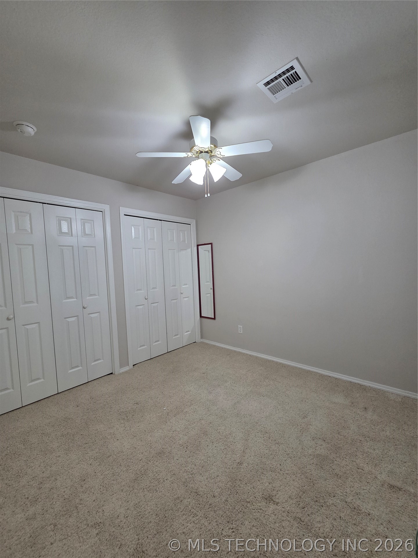 1449 W Evergreen Lane